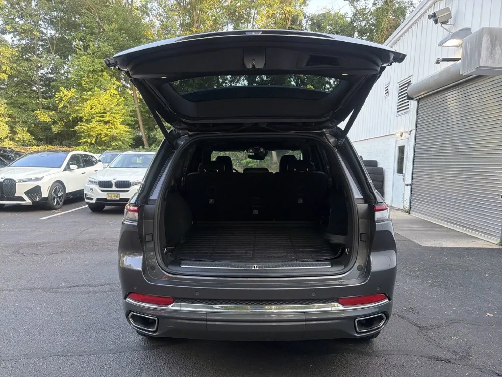 Used 2023 Gray Jeep Overland image 31