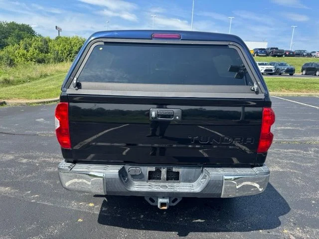 Used 2015 Black Toyota SR5 image 4