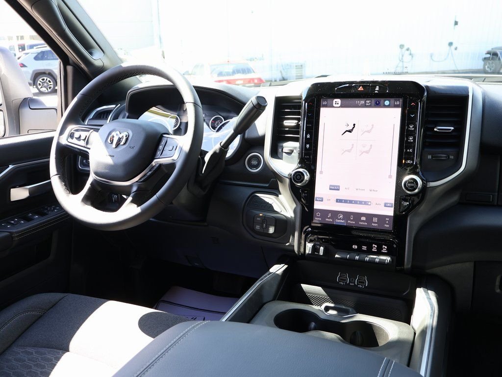 2026 RAM 2500 Big Horn - Photo 13