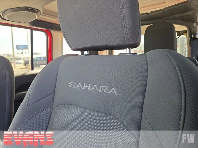 Used 2019 Red Jeep Unlimited Sahara image 23