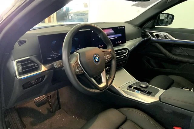 Used 2023 Tanzanite Blue II Metallic BMW eDrive35 image 7