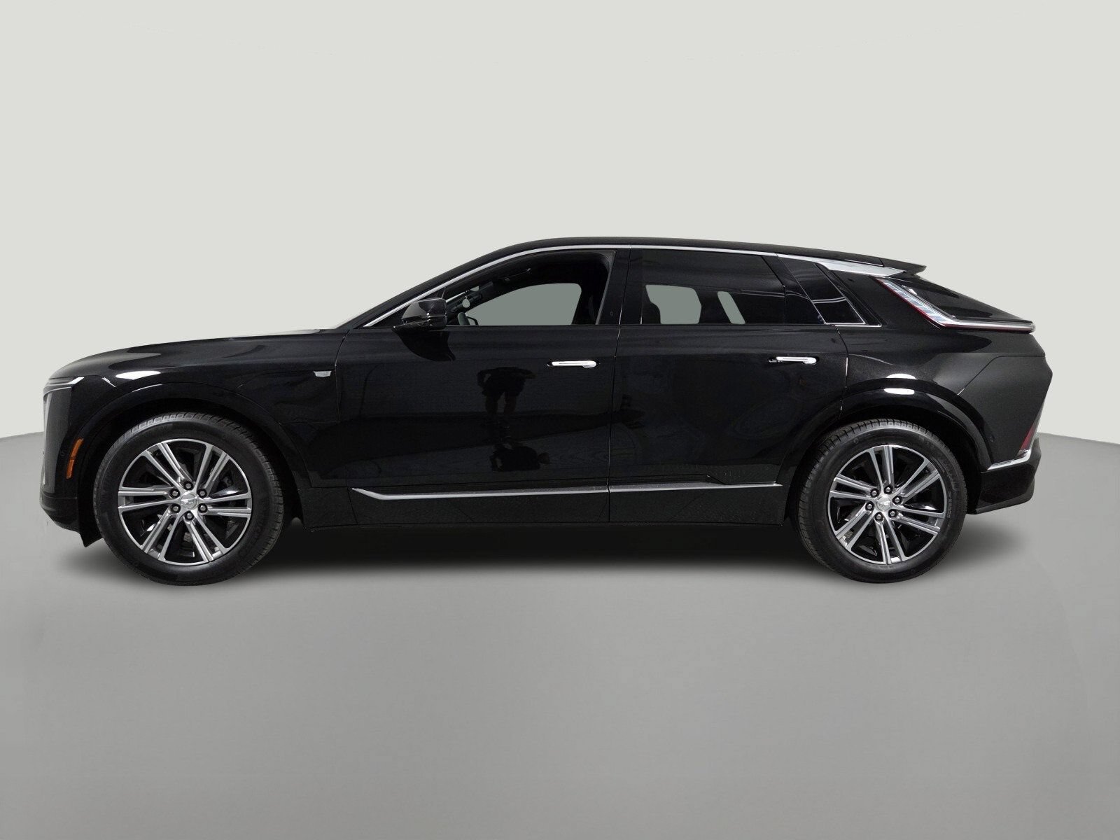 Certified 2024 Cadillac LYRIQ Luxury 1 with VIN 1GYKPPRL7RZ107558 for sale in Henderson, NV