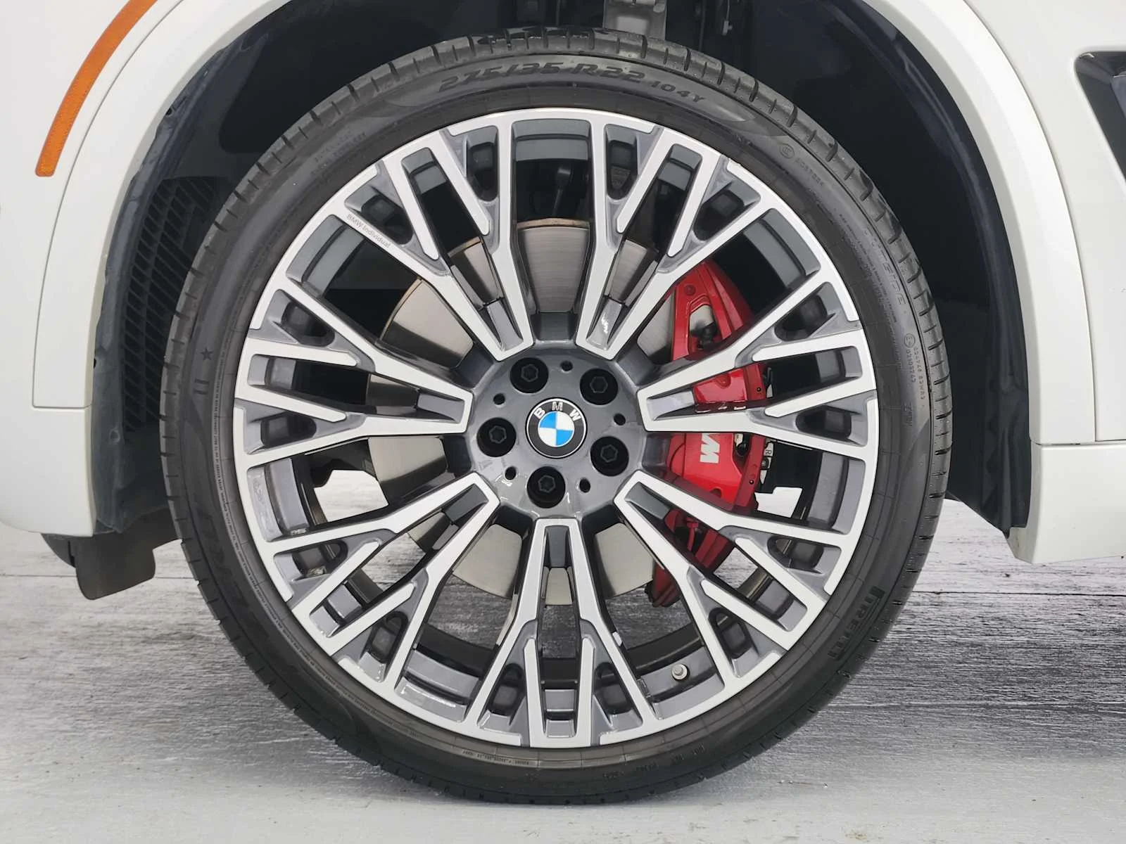 Certified Used 2026 Mineral White Metallic BMW xDrive40i image 7