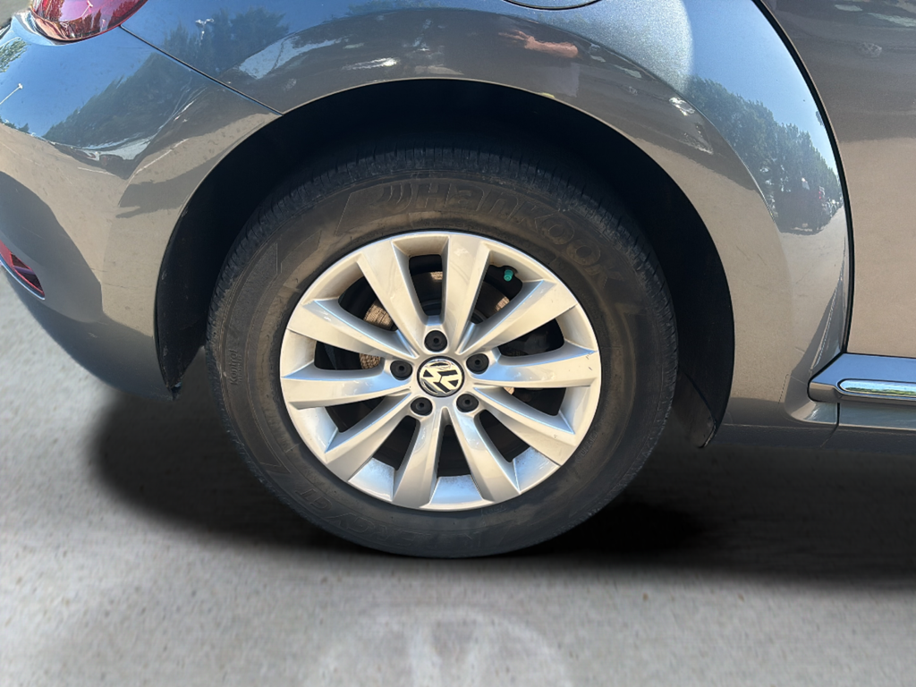 Used 2019 Gray Volkswagen 2.0T S image 10