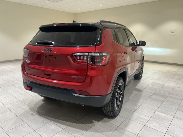 Used 2025 Red Jeep Trailhawk image 5