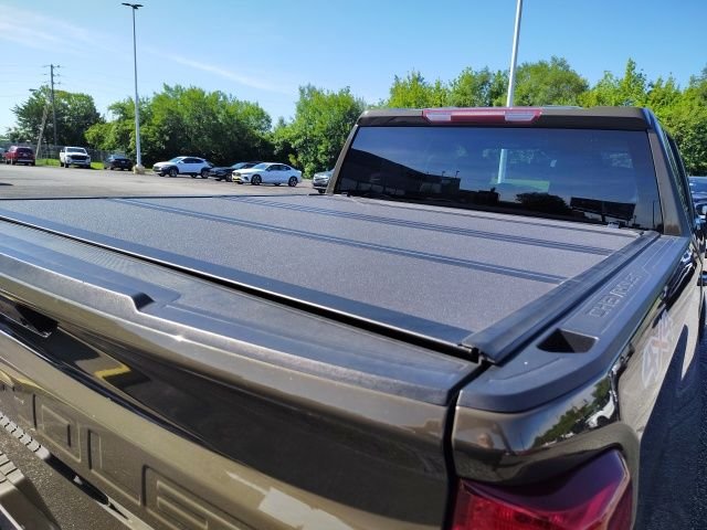 Used 2023 Brown Chevrolet LT image 9