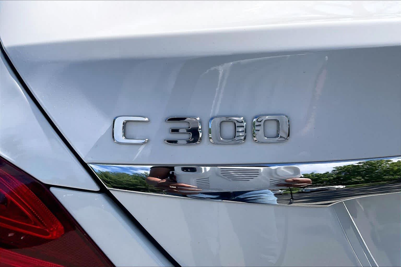 Used 2017 Polar White Mercedes-Benz C 300 image 9
