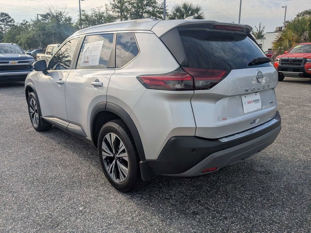 Used 2023 Silver Nissan SV image 6