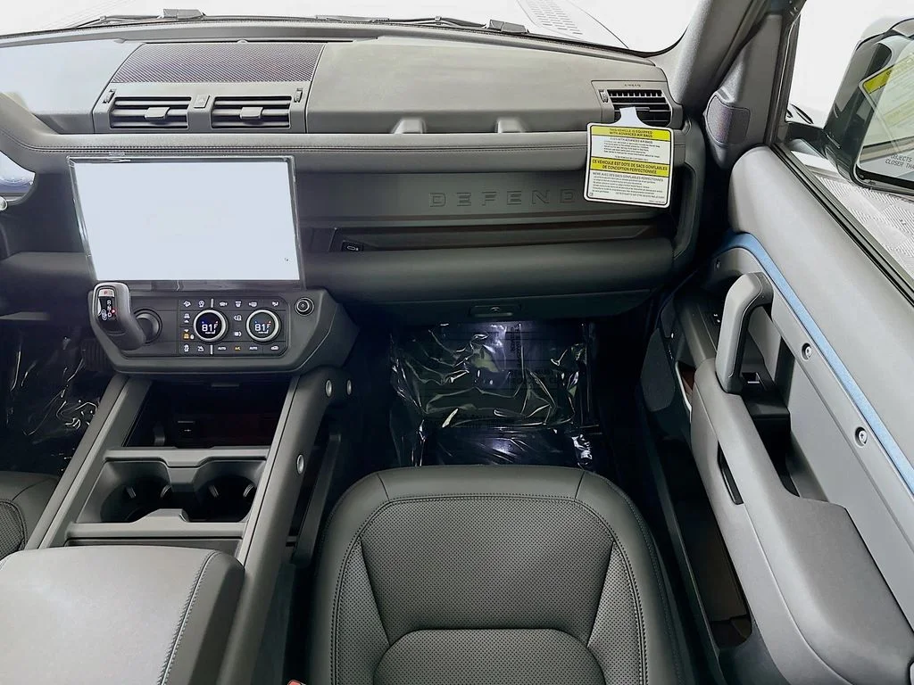 2026 Land Rover Defender S - Photo 25