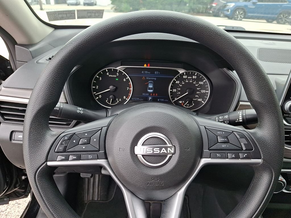 Used 2025 Black Nissan 2.5 SV image 19