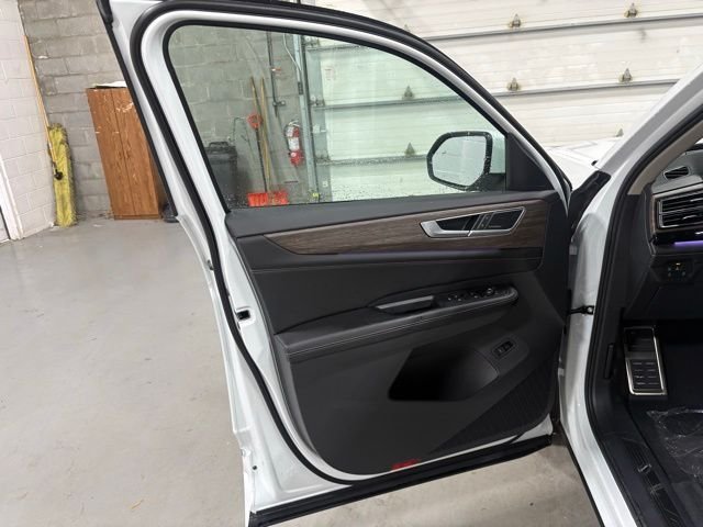 New 2026 White/off-white Volkswagen 2.0T SEL Premium R-Line image 10