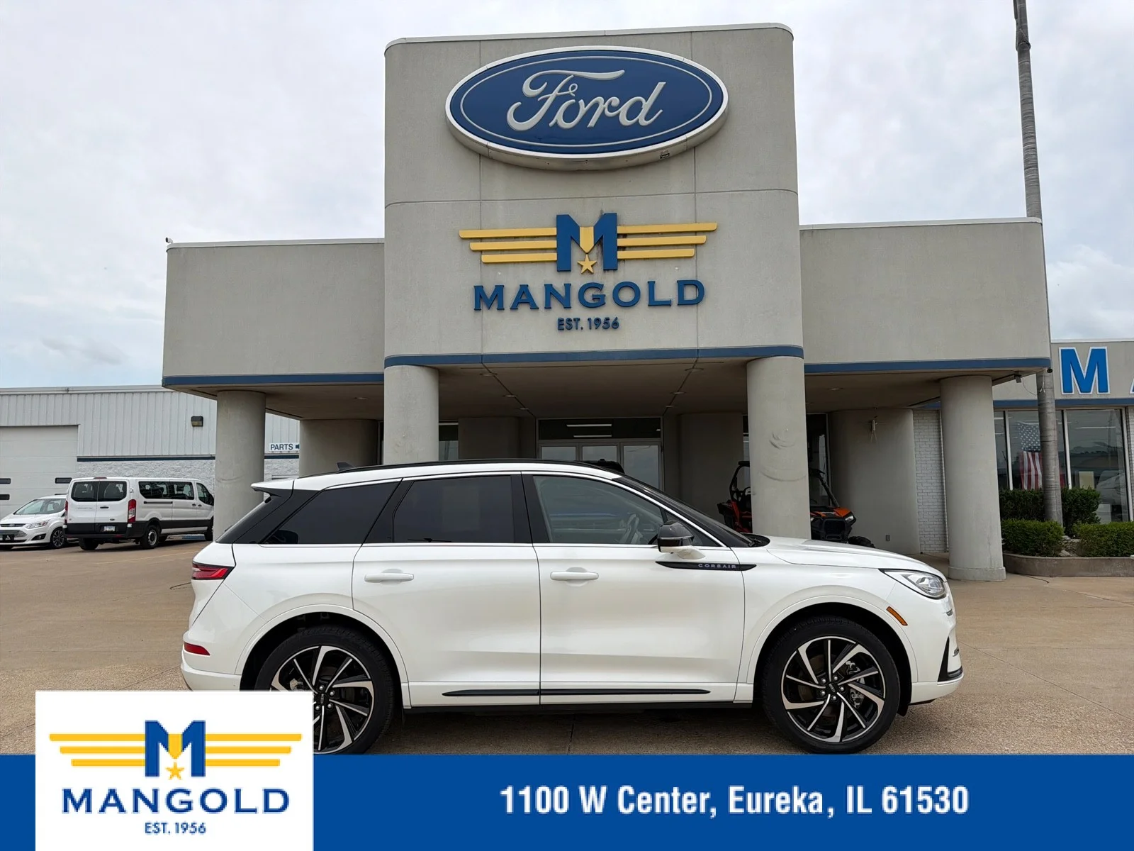 Used 2025 Pristine White Lincoln Grand Touring image 1