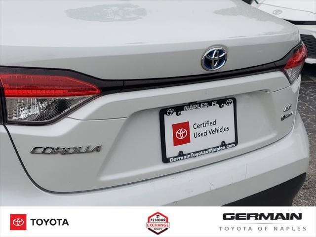 Certified Used 2025 WIND CHILL PEARL Toyota  image 17