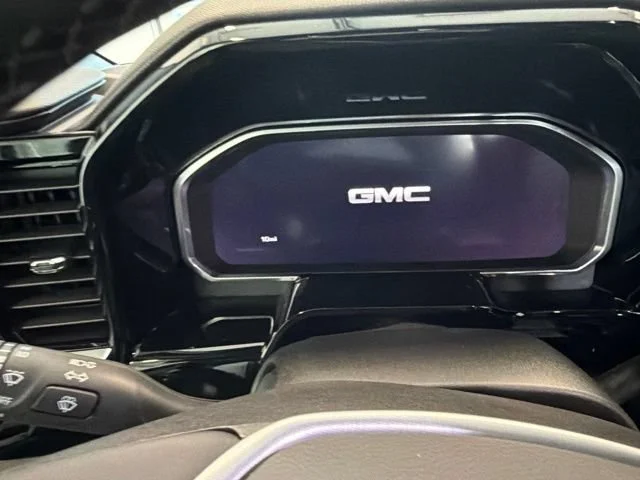 New 2026 Summit White GMC SLE image 35