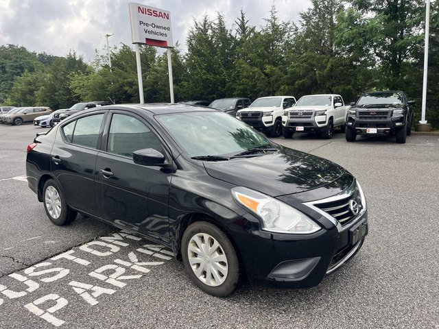 2017 Nissan Versa Sedan S Plus
