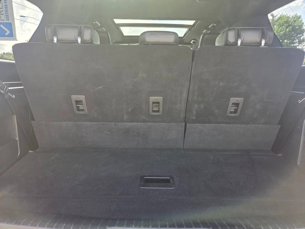 Used 2021 Blue Metallic Ford XLT image 29