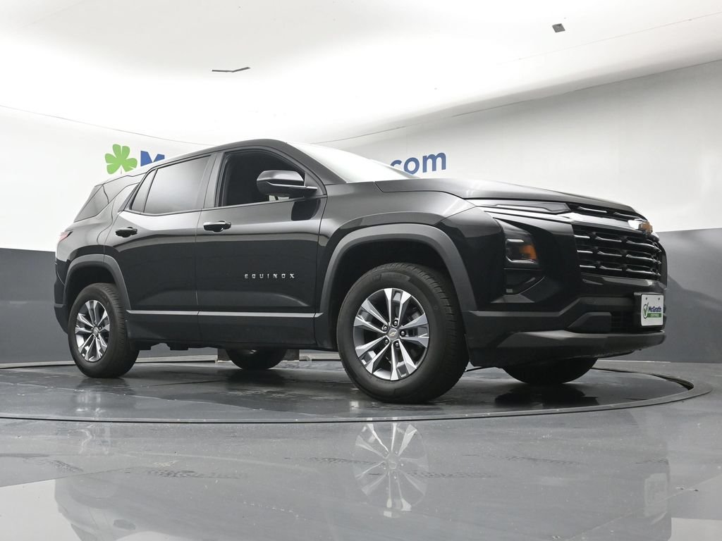 Used 2025 Black Chevrolet LT image 26