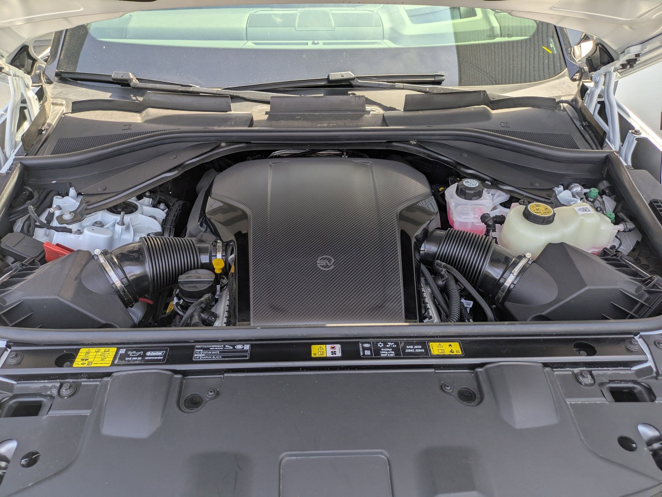 2025 Land Rover Range Rover SV - Photo 32