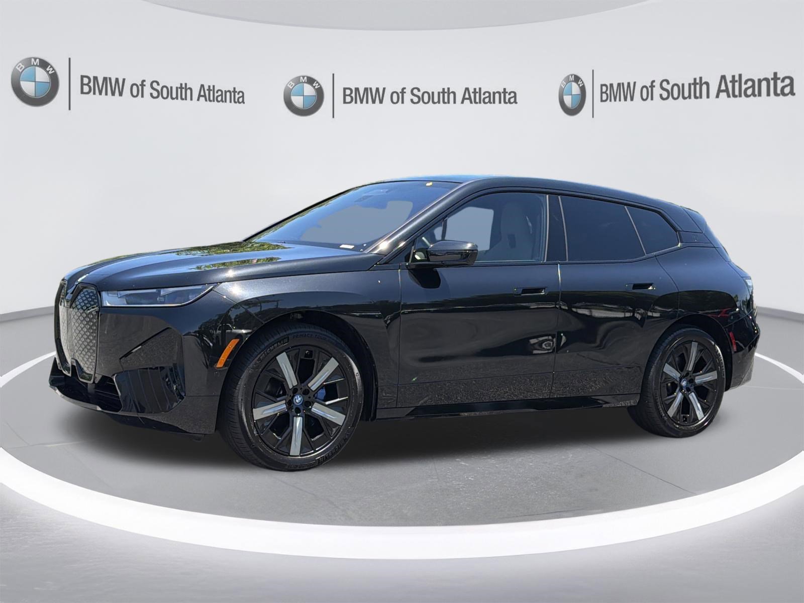 Used 2024 Black Sapphire Metallic BMW xDrive50 image 18