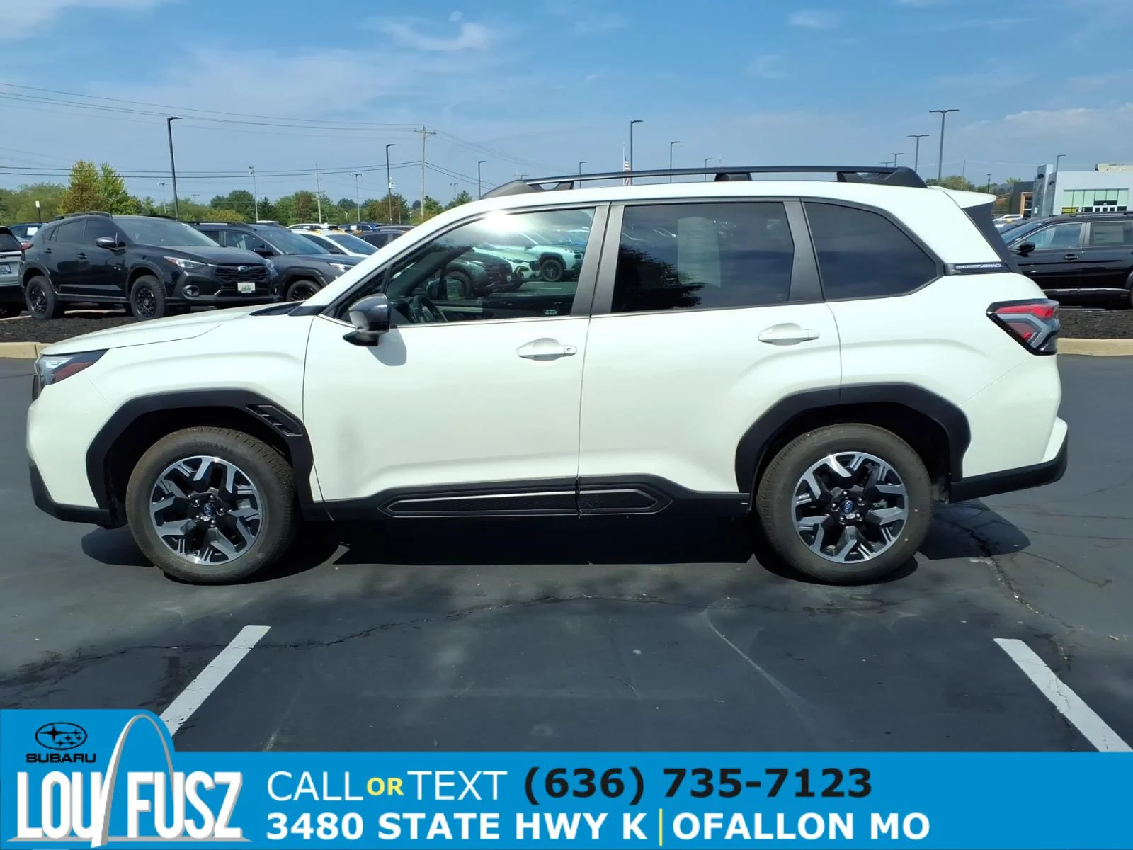 Used 2026 Crystal White Pearl Subaru Premium image 4