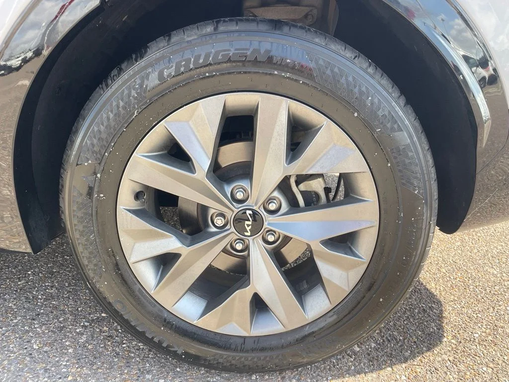 Used 2024 Gray Kia SX image 18