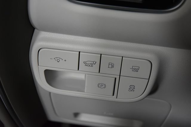 New 2026 White Hyundai SEL Premium 7P image 49