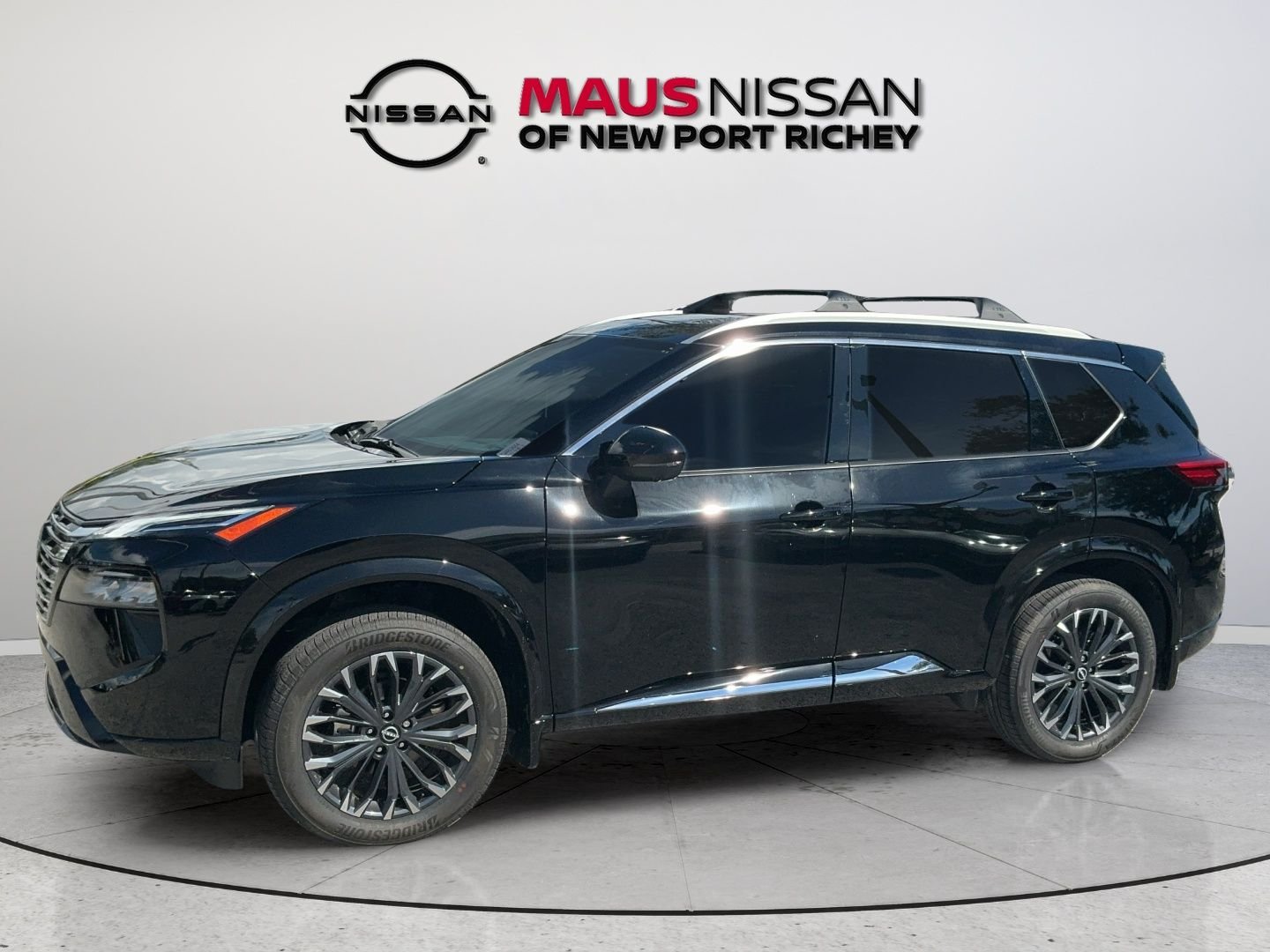 New 2026 Black Nissan Platinum image 5
