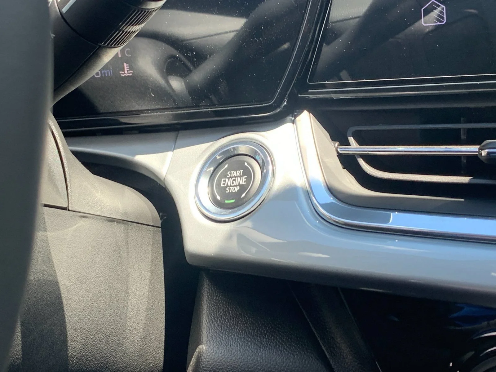 2026 Chevrolet Trax LT - Photo 24