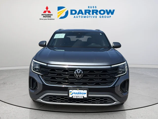 Used 2024 Gray Volkswagen 2.0T SE w/Technology image 8