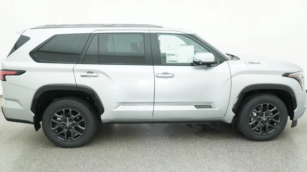 New 2026 Celestial Silver Metallic Toyota Platinum image 14