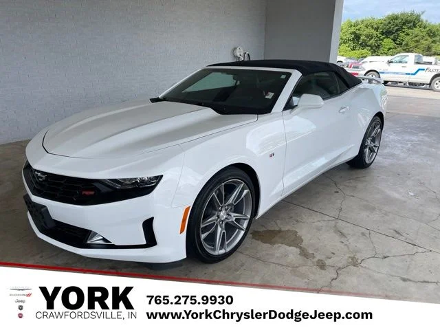 Used 2020 White Chevrolet 2LT image 1