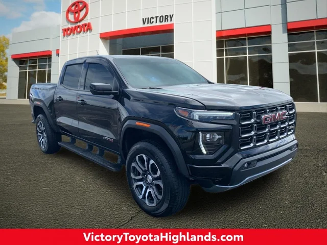 2024 GMC Canyon AT4