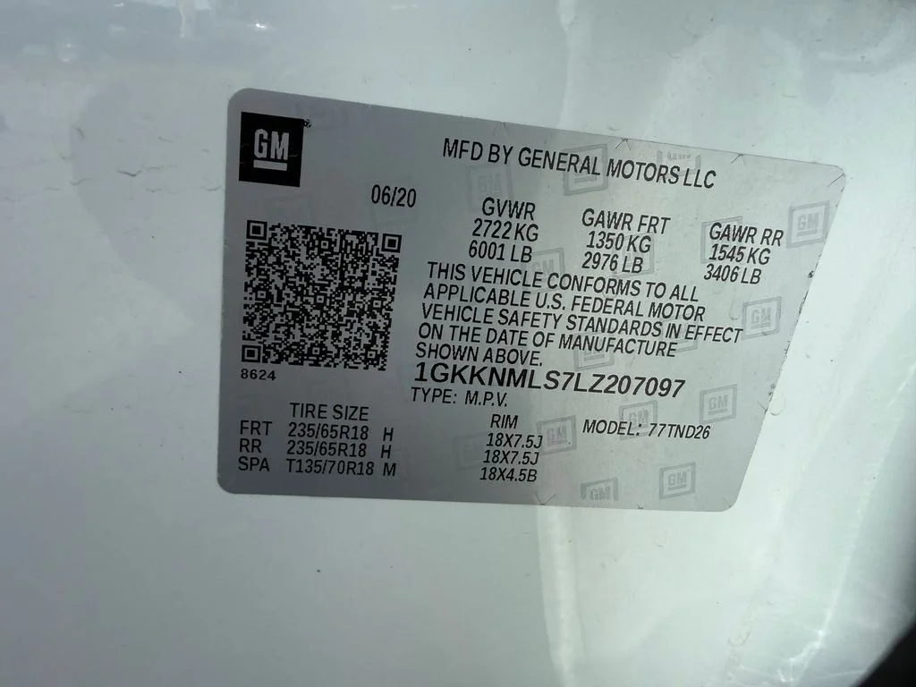 Used 2020 White GMC SLT image 26