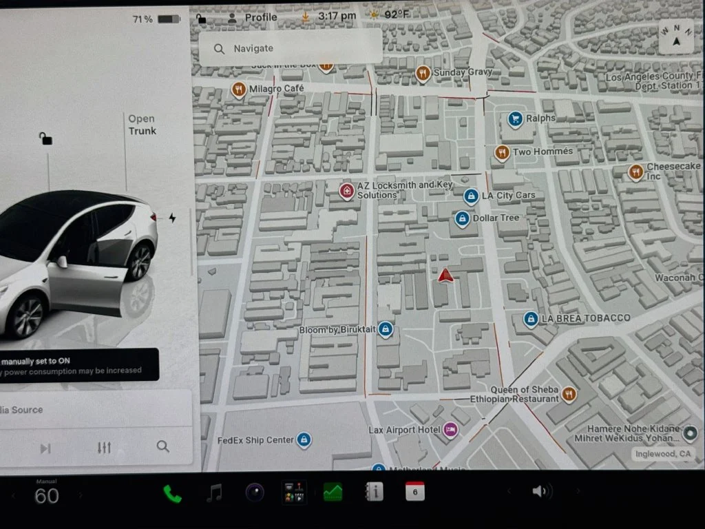 Used 2023 White Tesla Long Range image 12