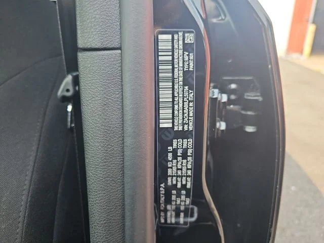 Used 2020 Black Jeep Sport image 37