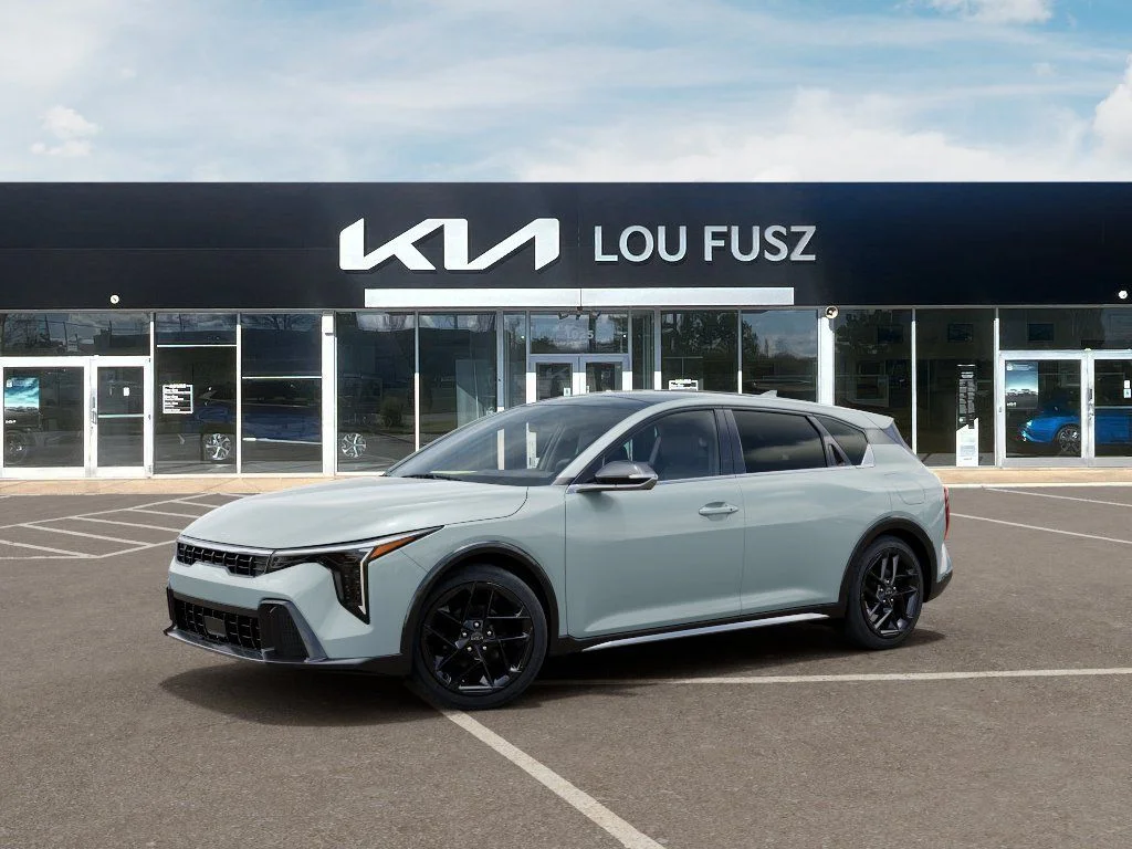 2026 Kia K4 GT-Line Turbo - Photo 3