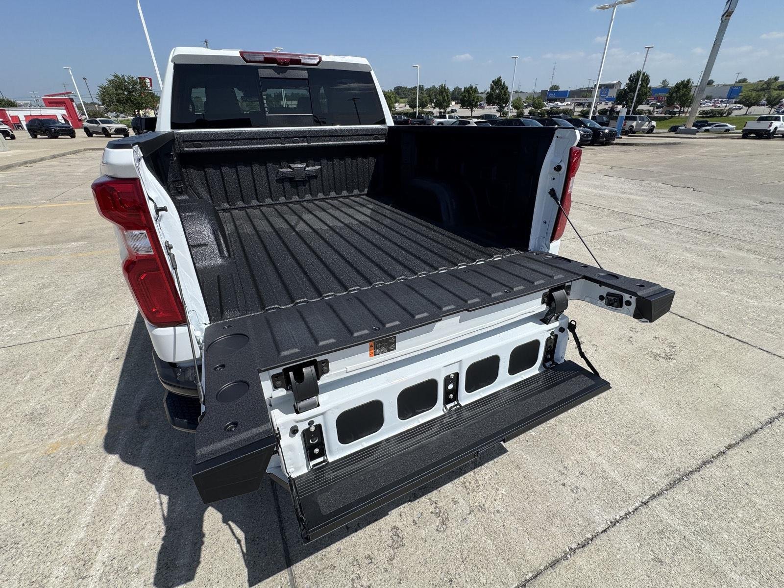 2026 Chevrolet Silverado 1500 ZR2 - Photo 50