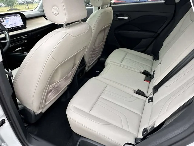 New 2026 Glacier White Audi S line image 5