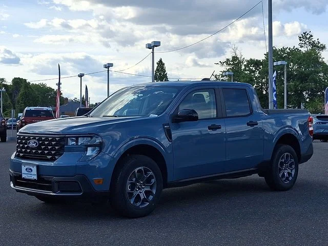 New 2026 Azure Gray Metallic Tri-Coat Ford XLT image 2
