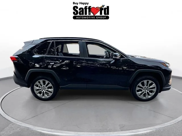 Used 2024 Black Toyota XLE Premium image 5