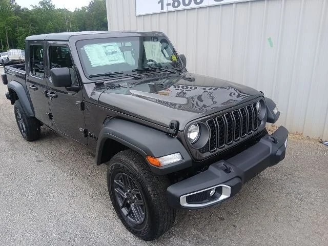 2026 Jeep Gladiator Sport Auto's photo