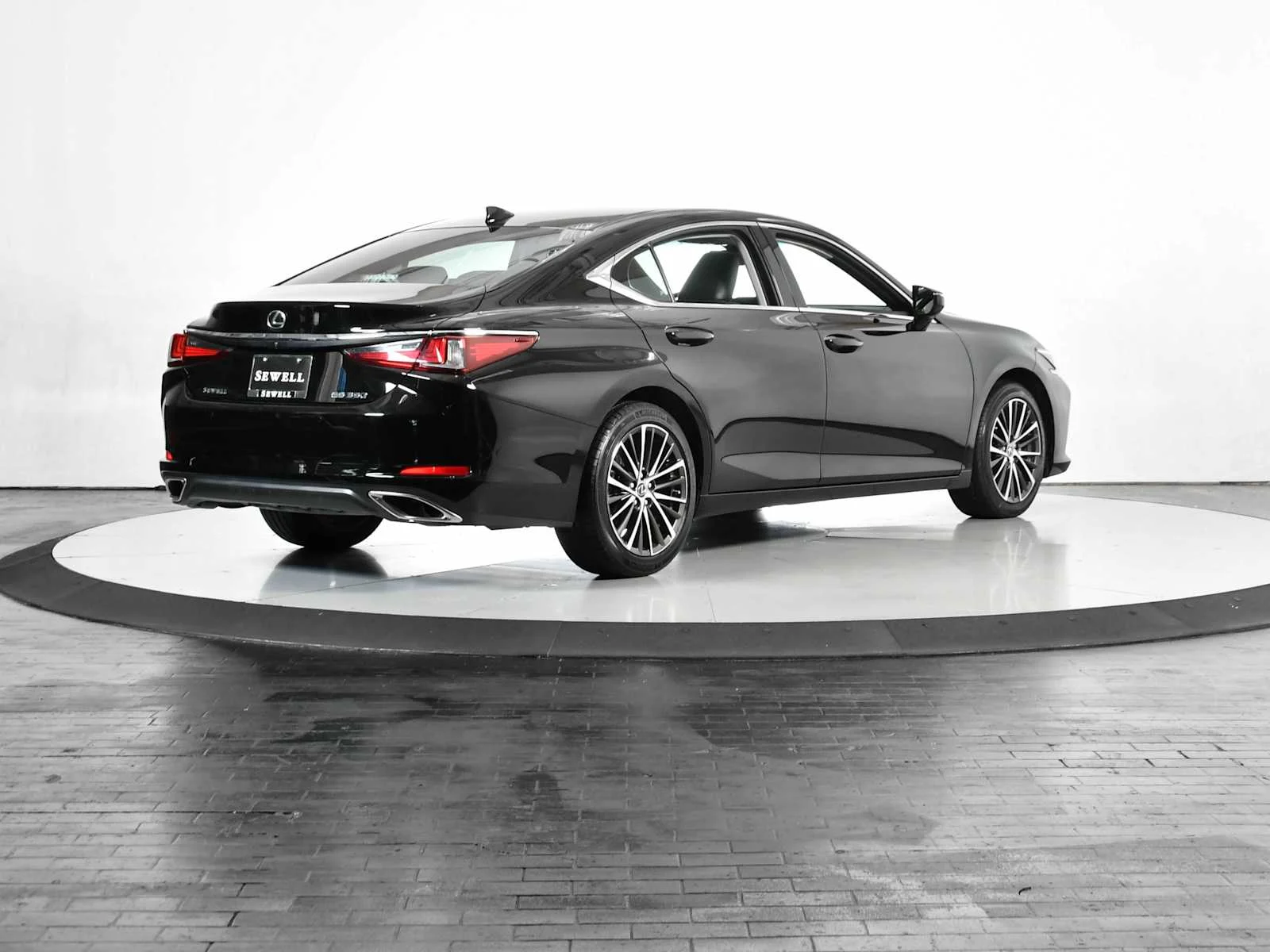 Certified Used 2024 BLACK Lexus  image 7
