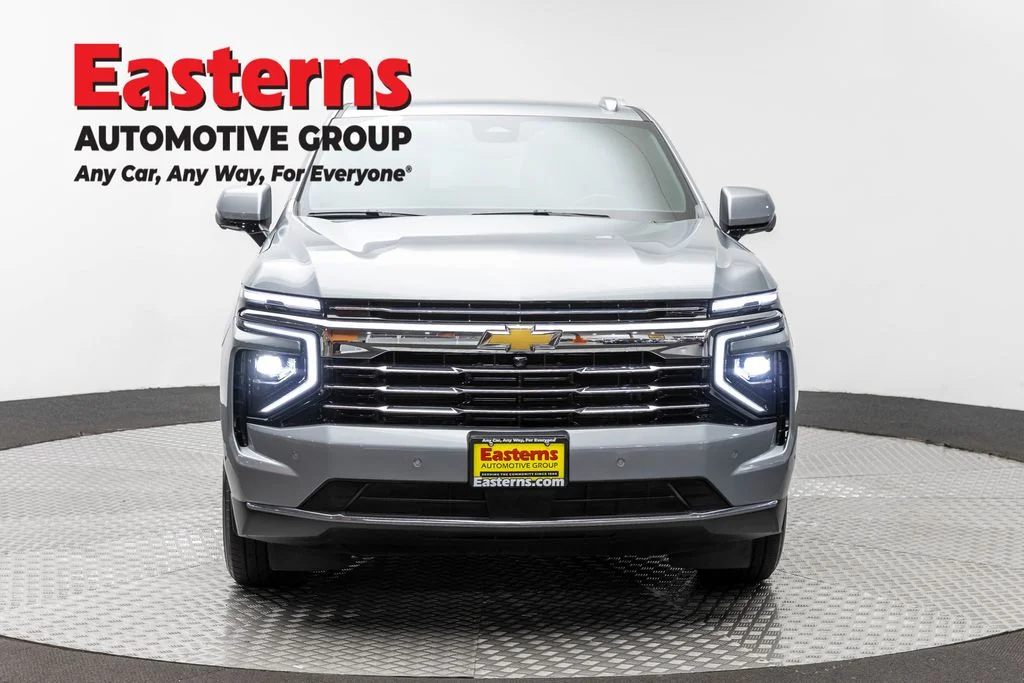 Used 2025 Gray Chevrolet LT image 2