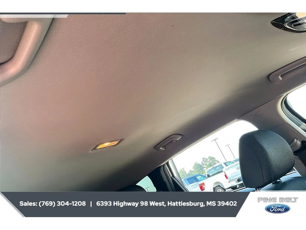 Used 2021 Portofino Gray Hyundai SEL image 16