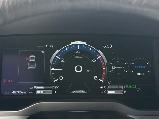 Used 2024  Toyota Limited image 16