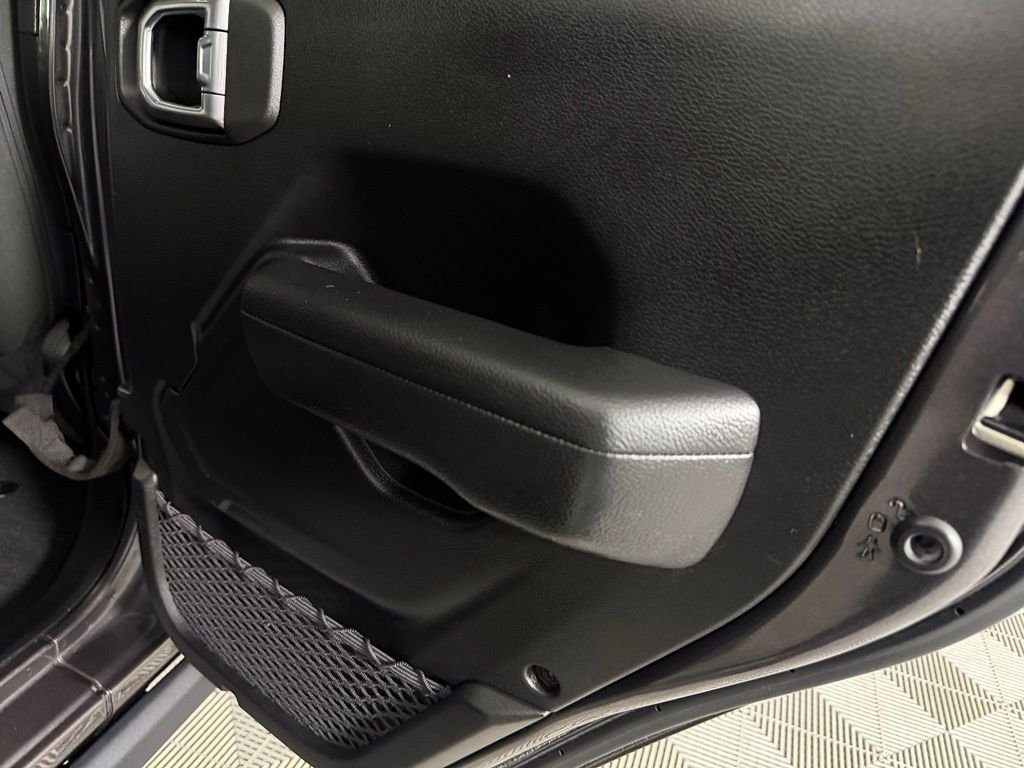 Used 2023 Gray Jeep Sport image 29