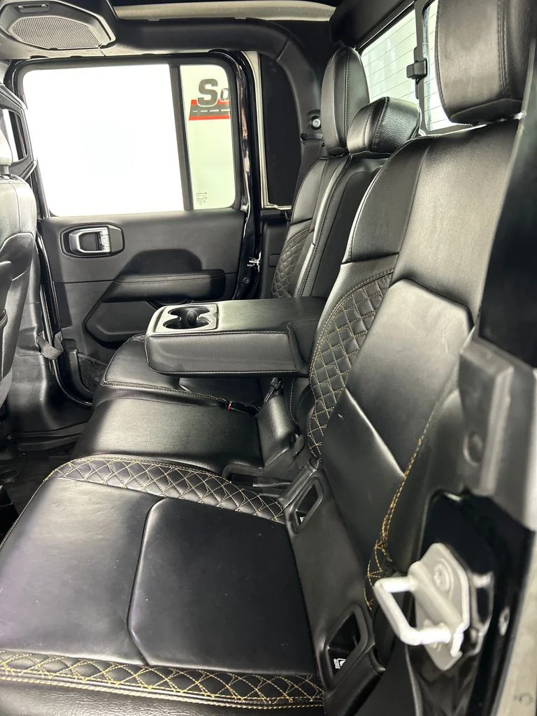 Used 2021 Black Jeep Overland image 18