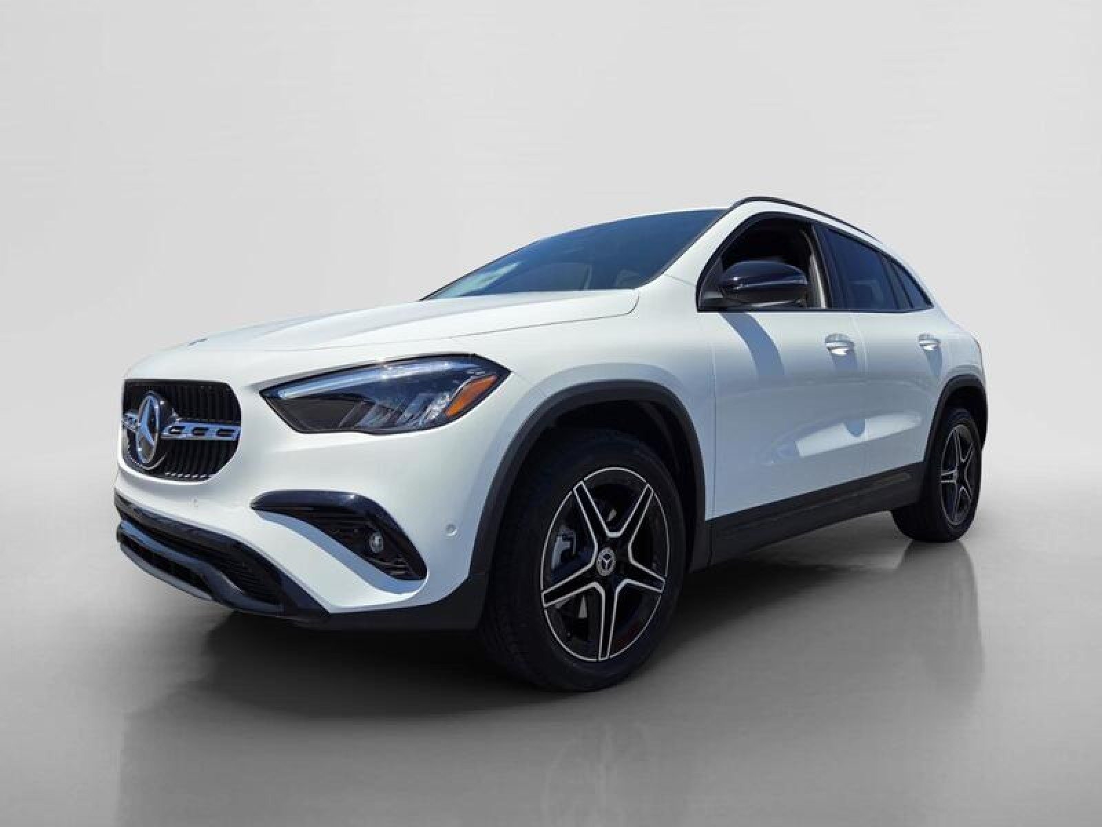 New 2026 Polar White Mercedes-Benz GLA 250 SUV image 8