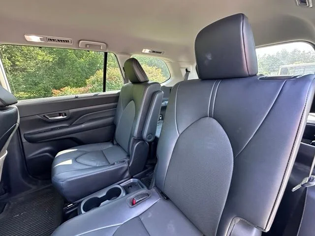 Used 2024 Beige Toyota XLE image 11