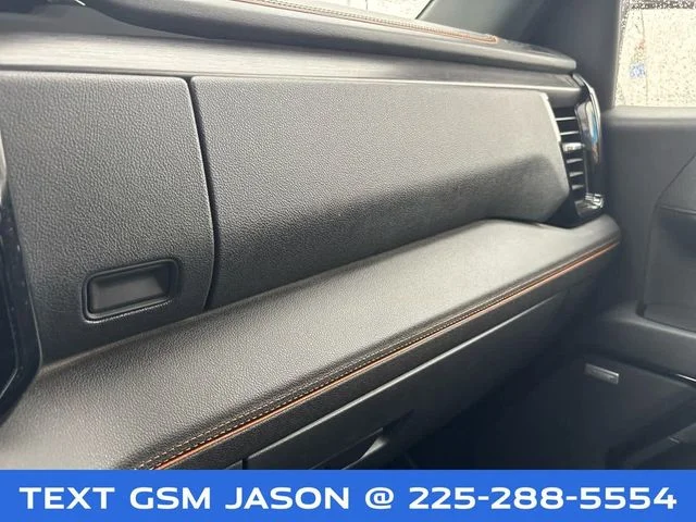Used 2024 White GMC AT4 image 31